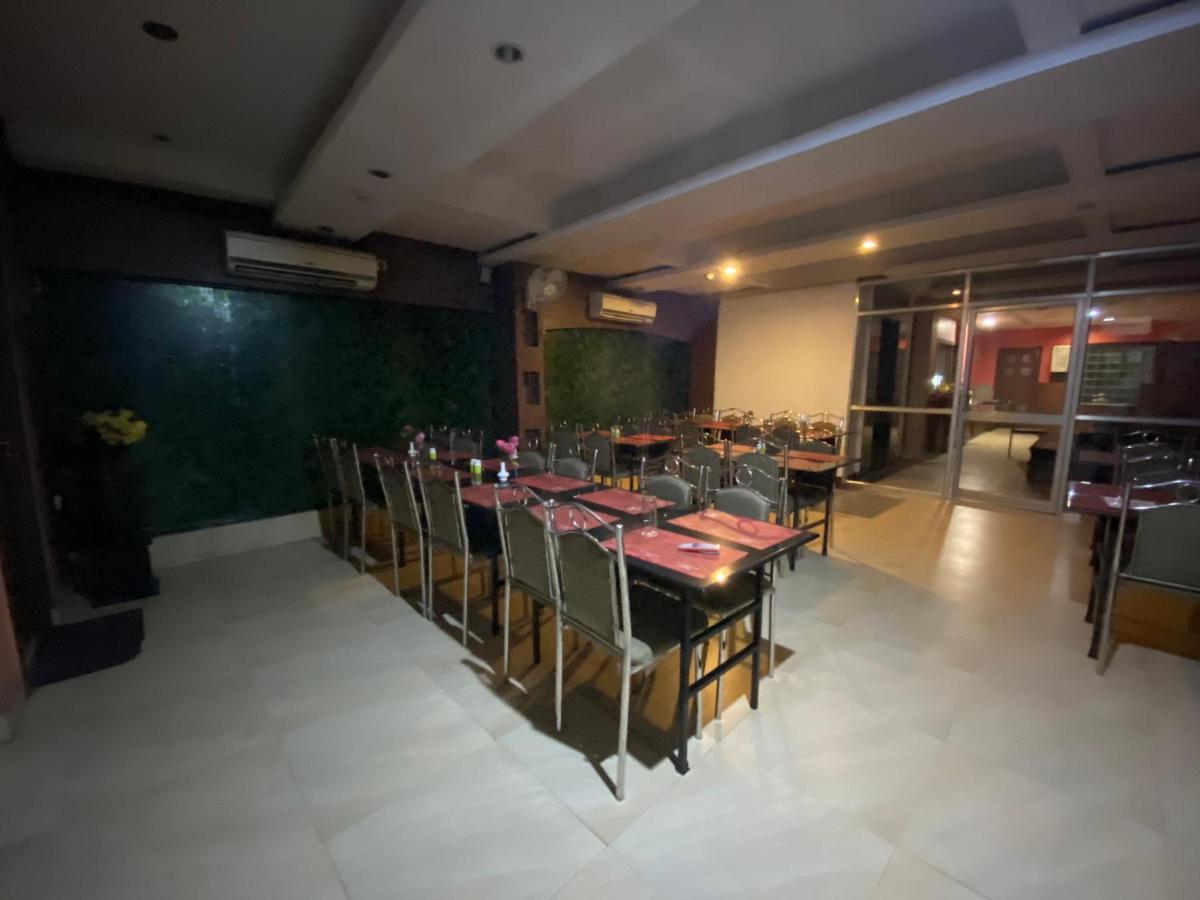 Hotel Shubham Rourkela Экстерьер фото